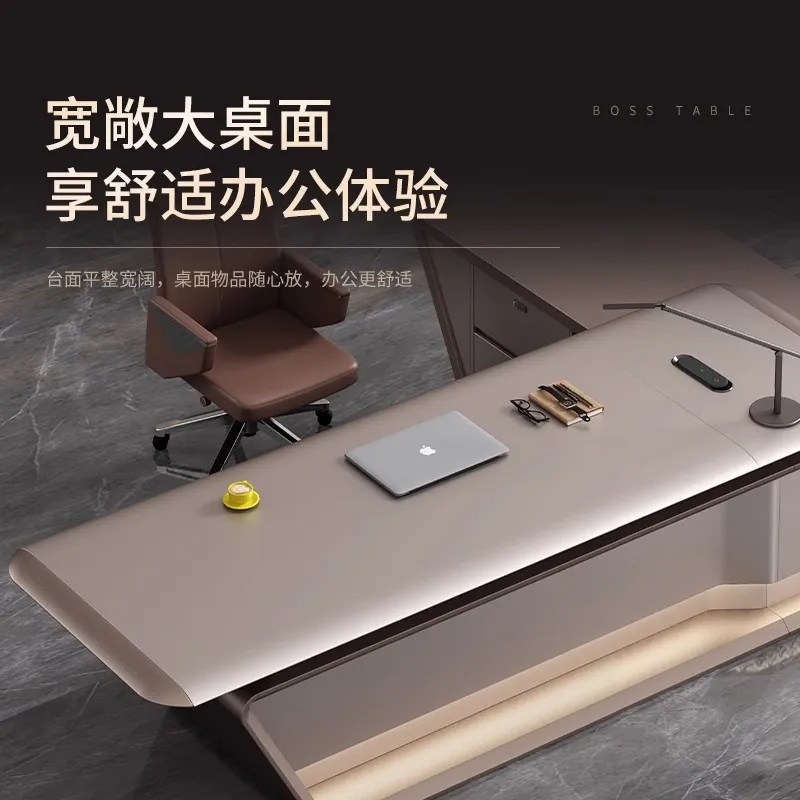 Modern Executive Desk and Chai - Office Tech And Management 评论和价格